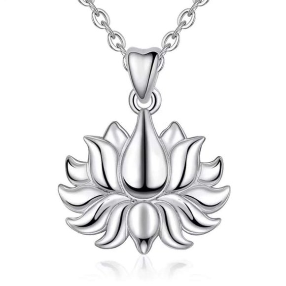 925 Sterling Silver Blooming Lotus Pendant Necklace - Picture 1 of 3